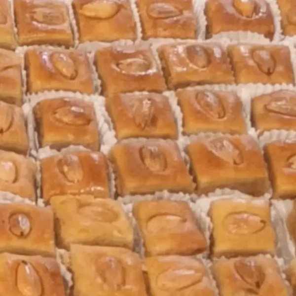 Baklawa aux amandes – Gâteau au miel oriental